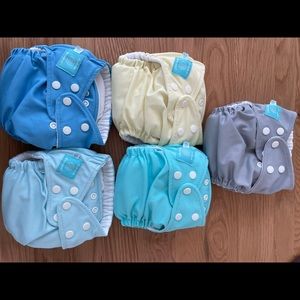 Set of 5 Charlie Banana cloth diapers + 10 inserts